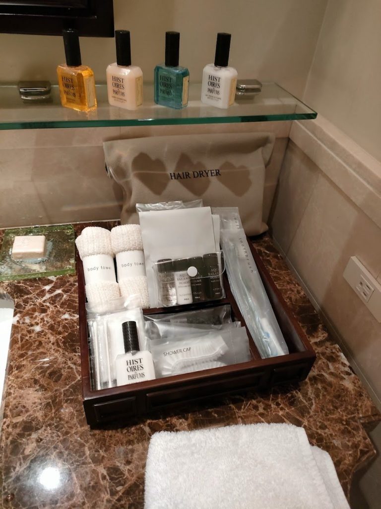 アメニティボックス（パレスサイド）