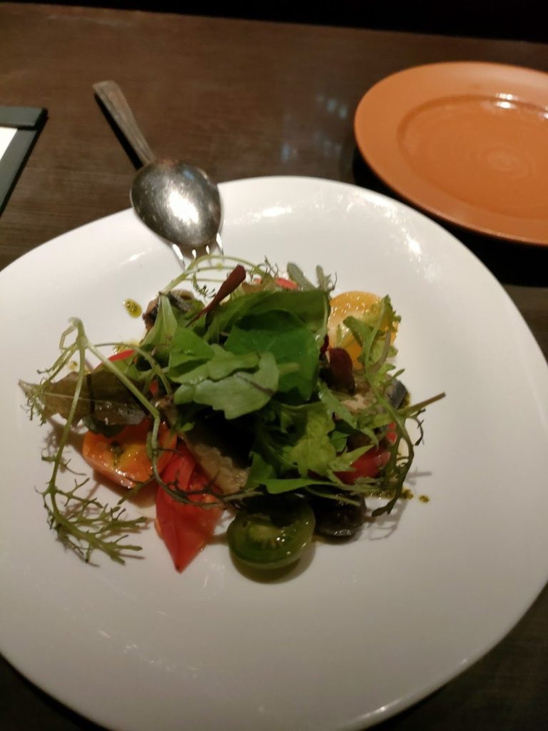 彩りプチトマトのカプレーゼ オイルサーディンとオリーブ添え