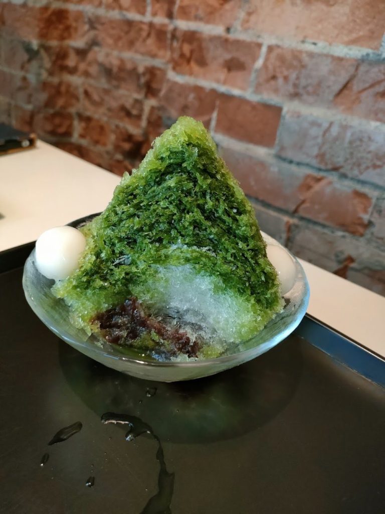 下に埋まっている粒あん