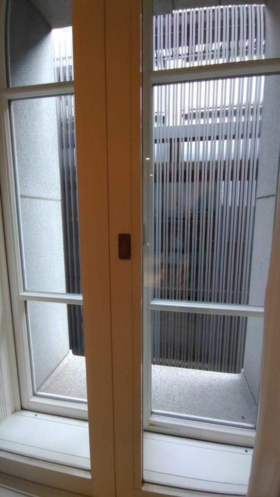 二重窓（クラシック）