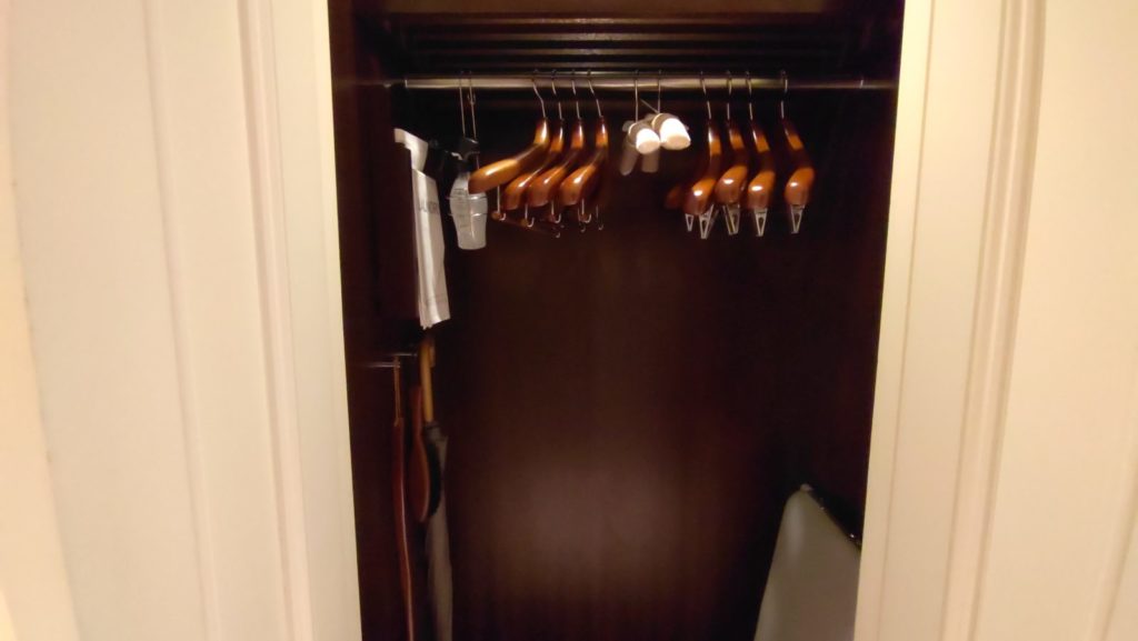 クローゼット（クラシック）