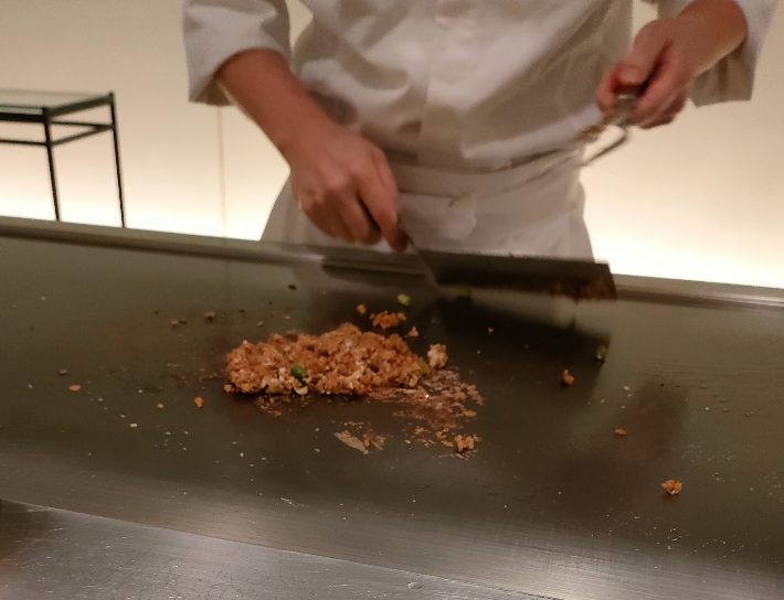 タレと共に炒められている様子